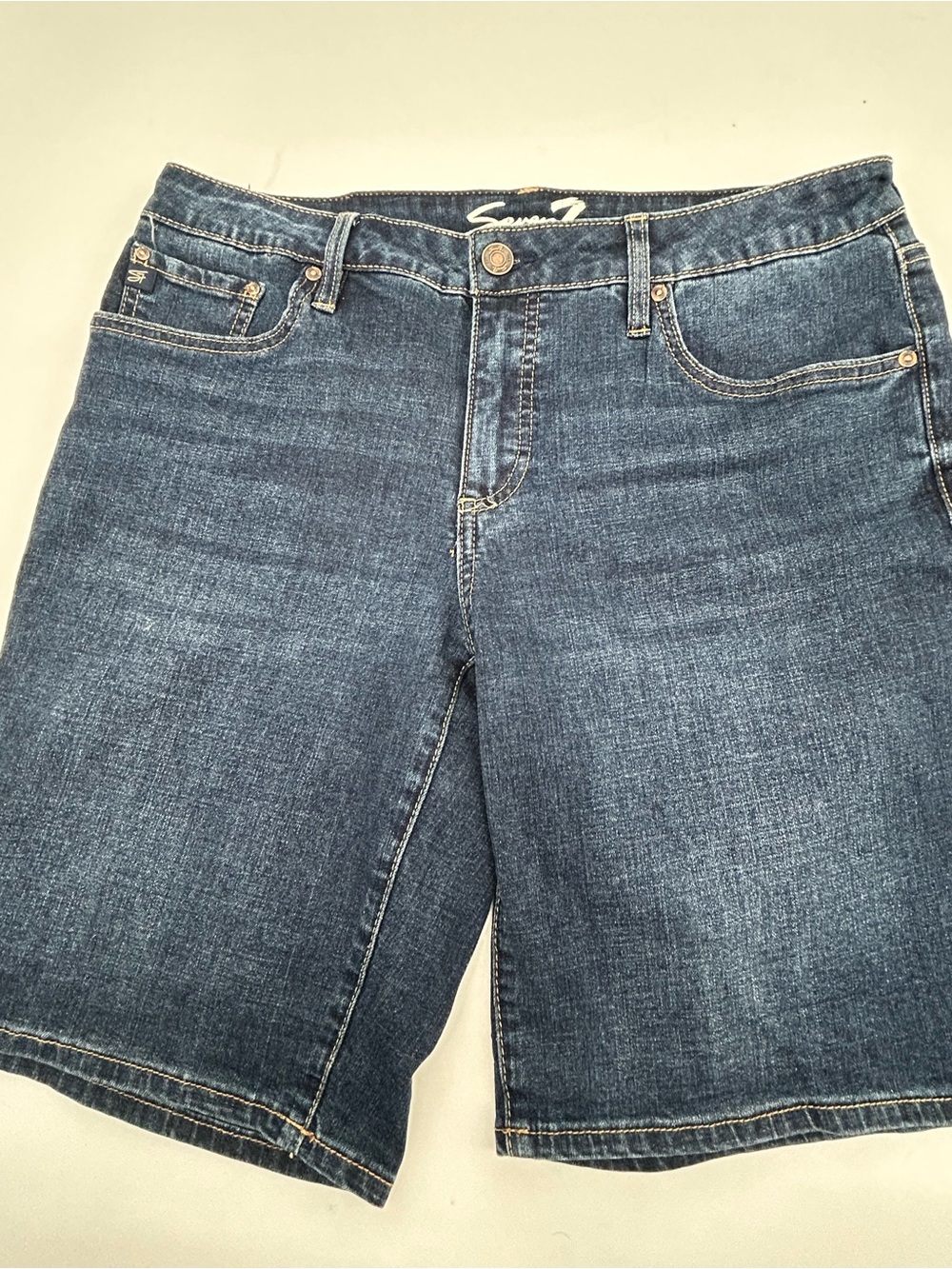 Seven7 Women’s Dark Blue Denim Bermuda Shorts size 8